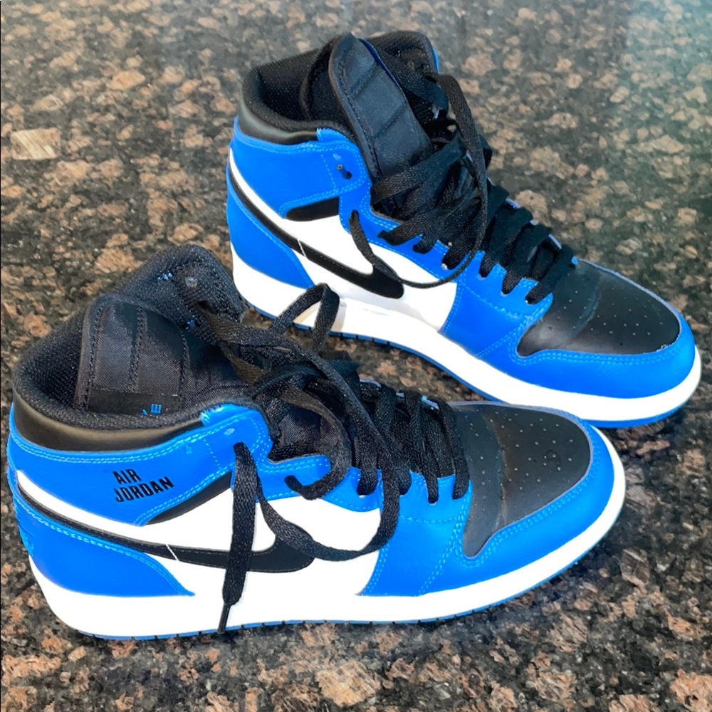 Air Jordan 1 Retro High BG 'Soar